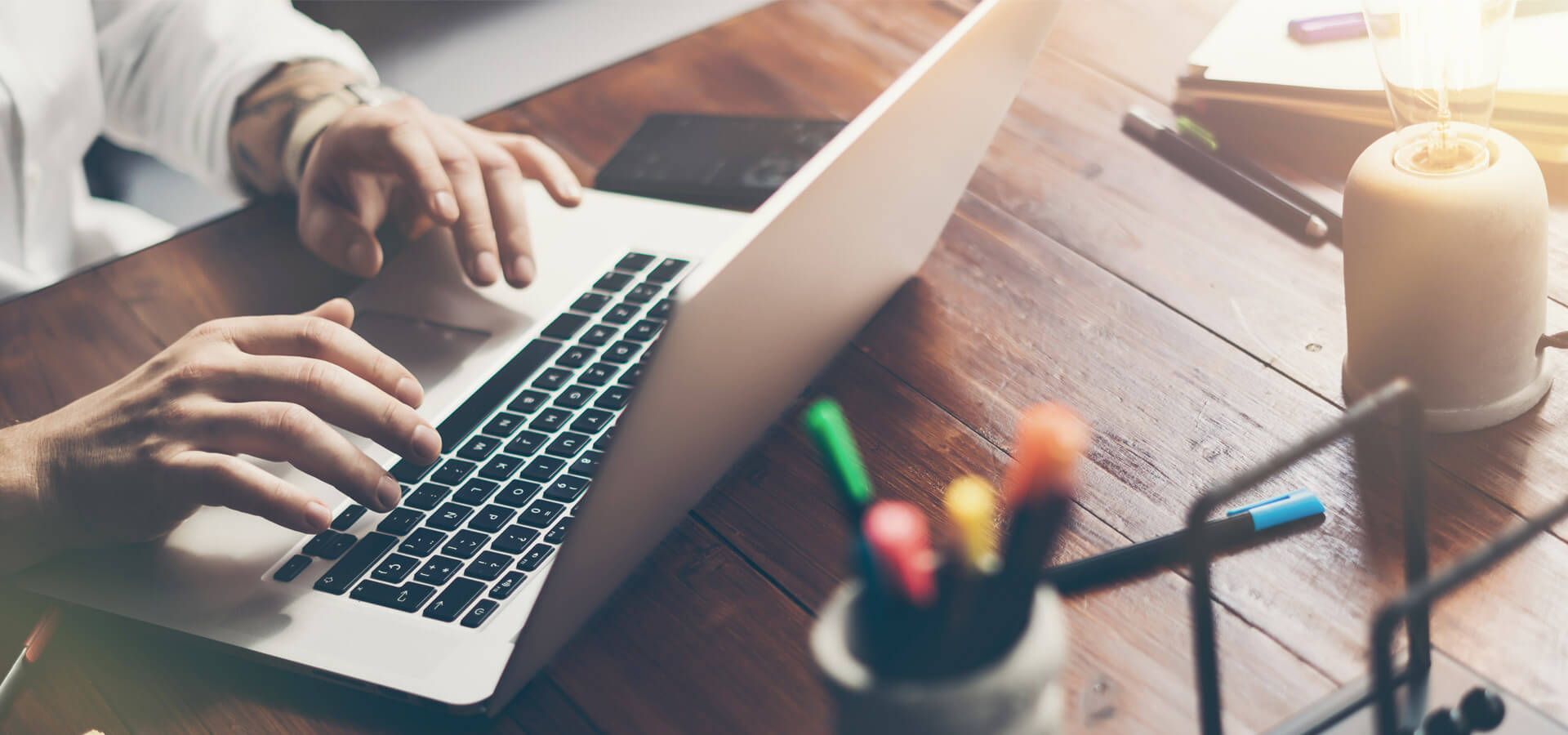 Imagen del blog para la publicación ¿Qué es la experiencia digital del empleado (DEX)?