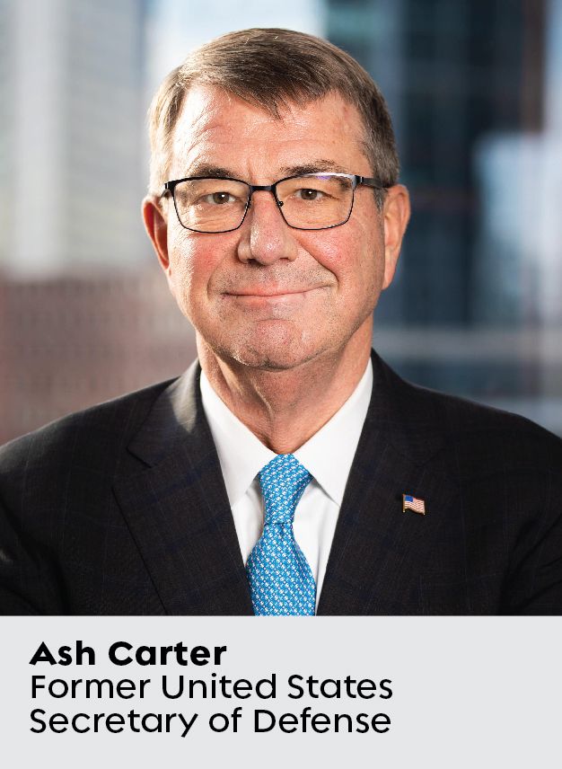 Fotografía de primer plano de Ash Carter, exsecretario de Defensa de los Estados Unidos